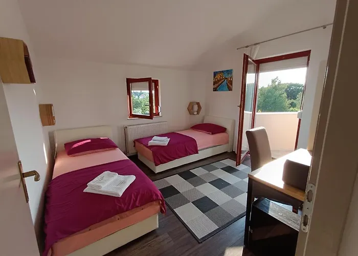 Toket - 6+2 Person Сasa de vacaciones Drage